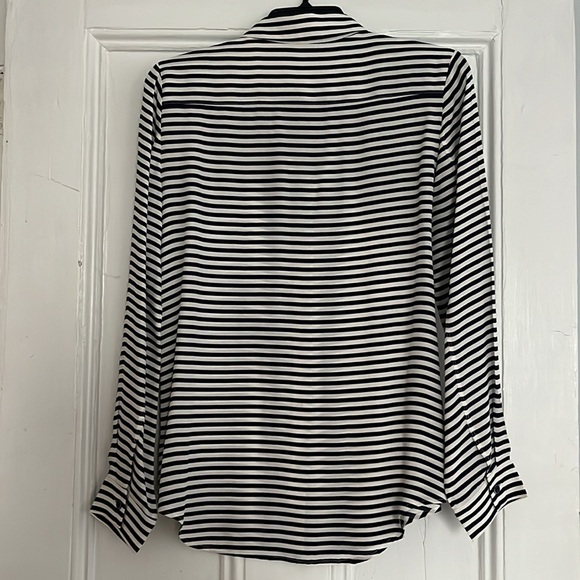 Theory Striped 100% Silk Button-Front Boyfriend Shirt - Picture 3 of 4